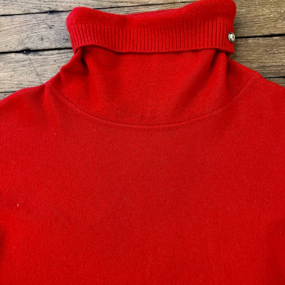 CHANEL Vintage Cashmere Turtleneck Dress - Picture 5 of 9